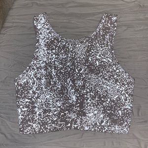 Size 6 lulu cropped reflective tank